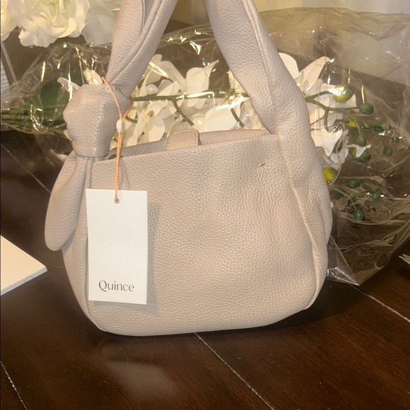 Quince Handbags - Quince Italian leather handbag Cream Shoulder/Crossbody  Bag
